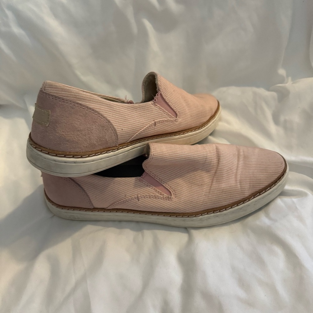 EUC UGG Adley Stripe Pink Shoes